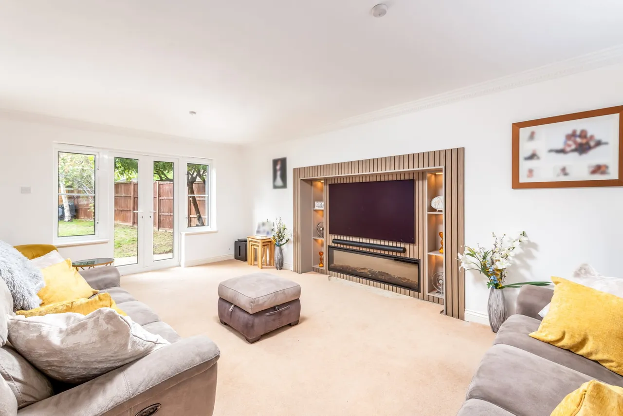 Ravel Close, Milton Keynes, MK7, photo 6
