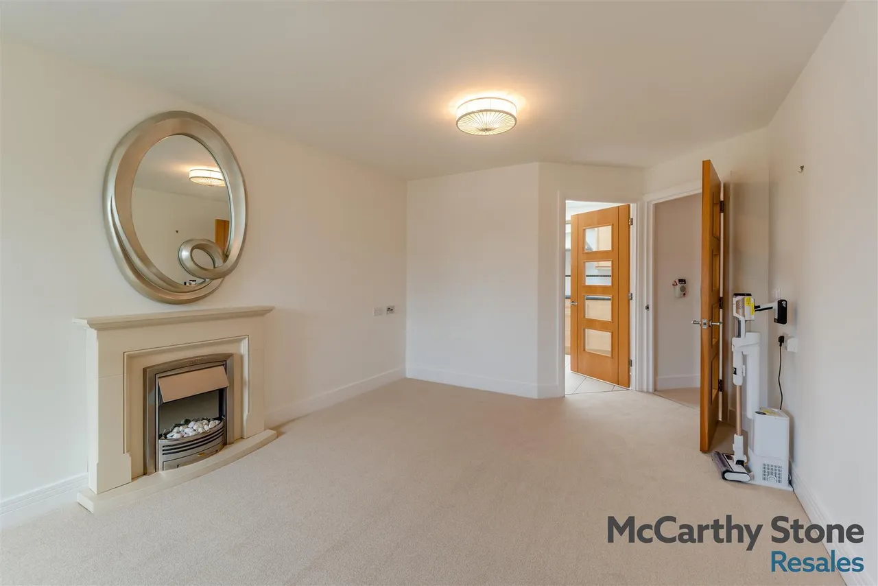 Hanbury Road, Droitwich, WR9, photo 6