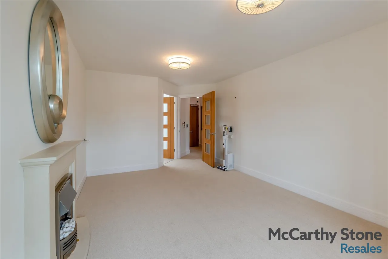 Hanbury Road, Droitwich, WR9, photo 7