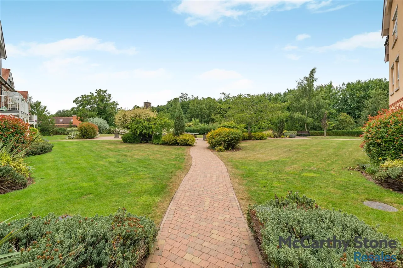Hanbury Road, Droitwich, WR9, photo 22