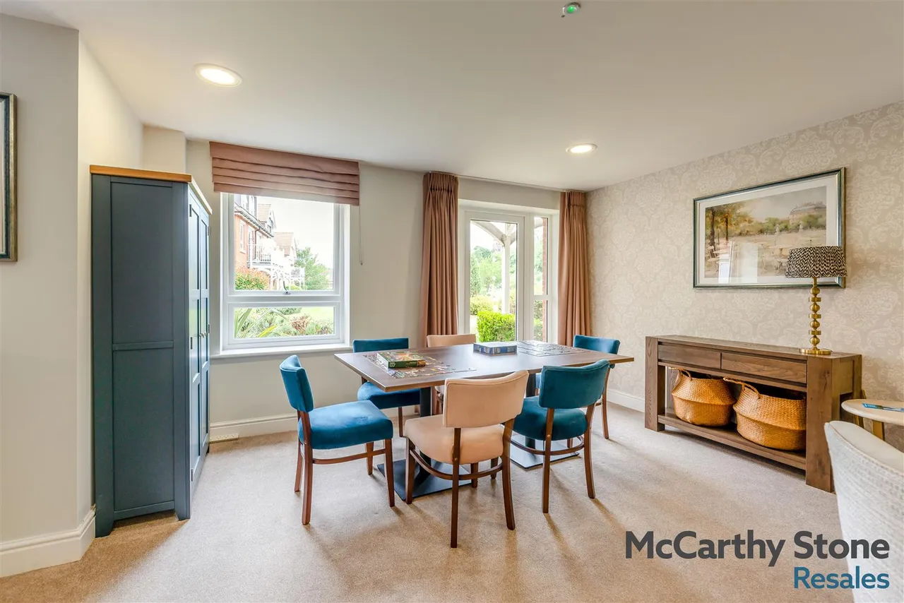 Hanbury Road, Droitwich, WR9, photo 18