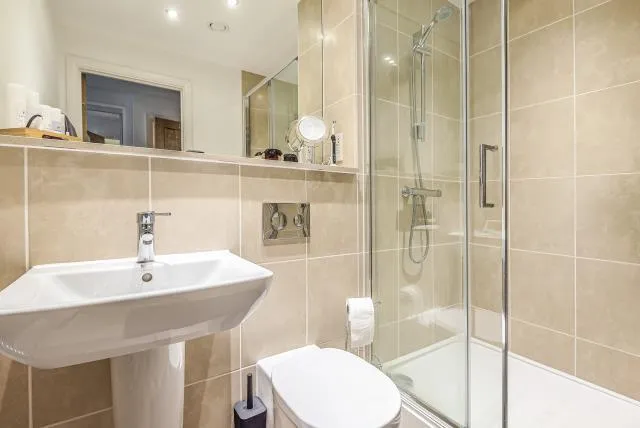 Chatham House, Newbury, RG14, photo 13