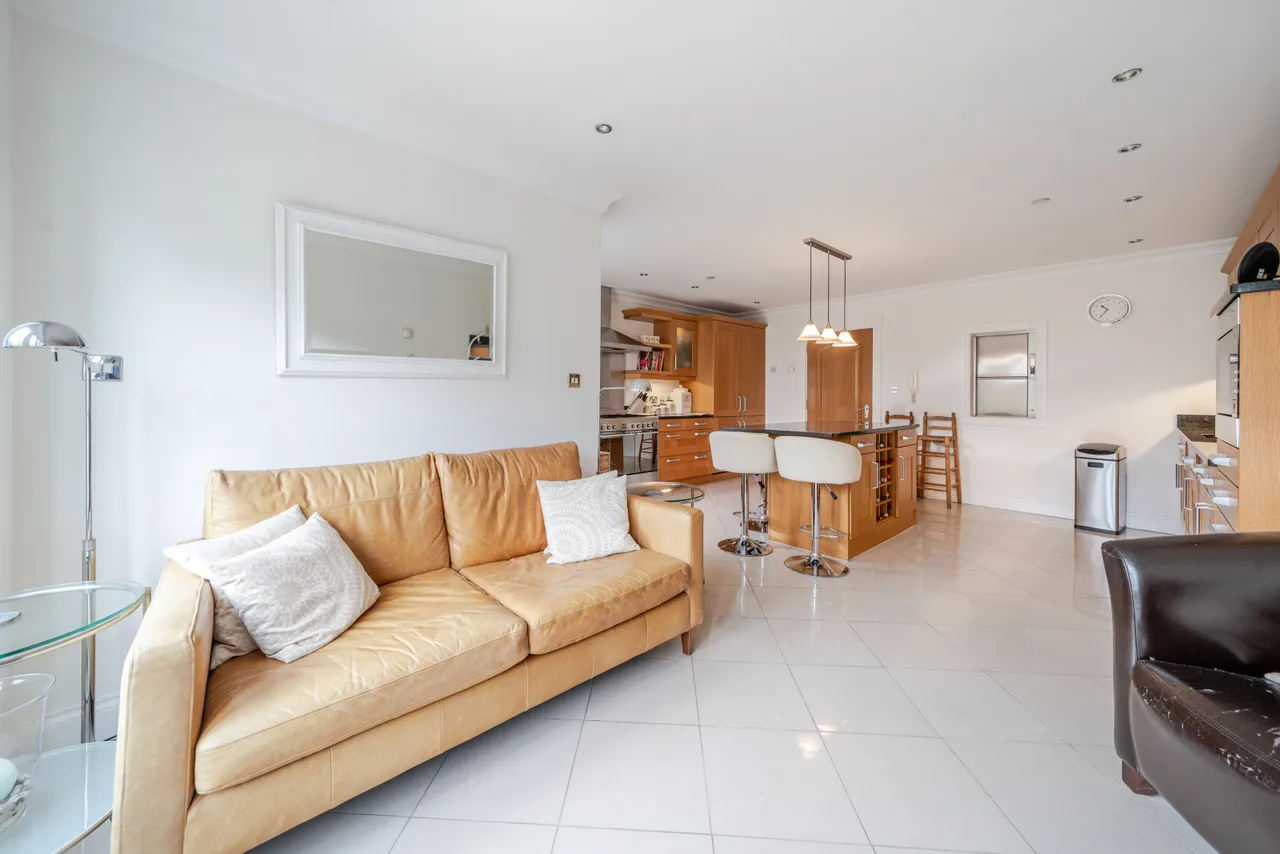 Gerrards Cross, Buckinghamshire, photo 16