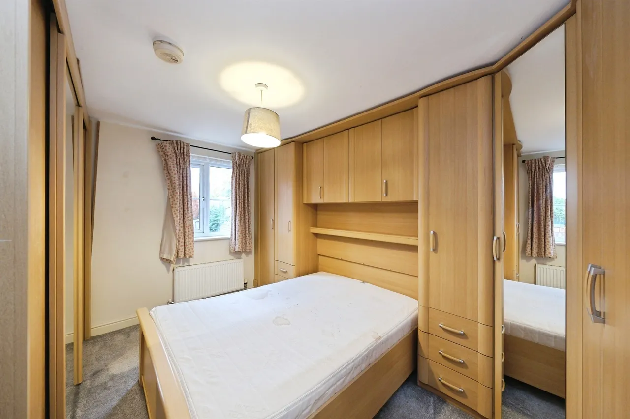 East Street, Doe Lea, S44, photo 8