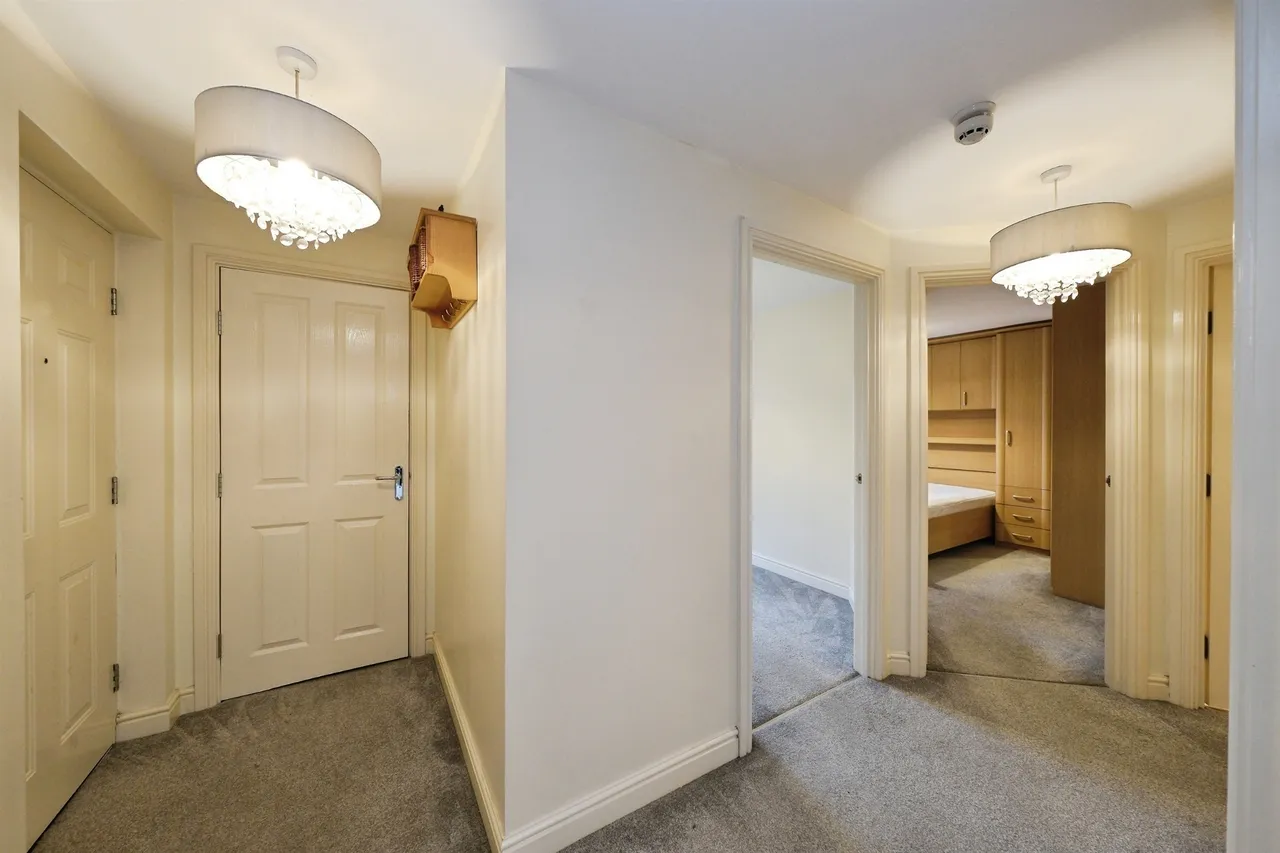 East Street, Doe Lea, S44, photo 11