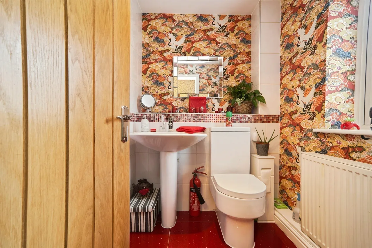 Halifax Road, Cullingworth, BD13, photo 9