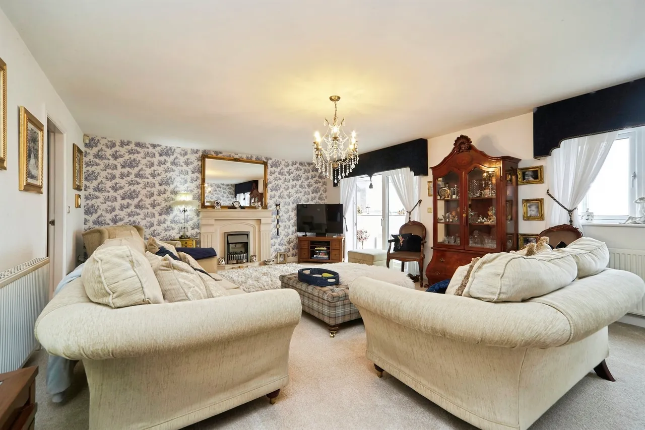 Halifax Road, Cullingworth, BD13, photo 6