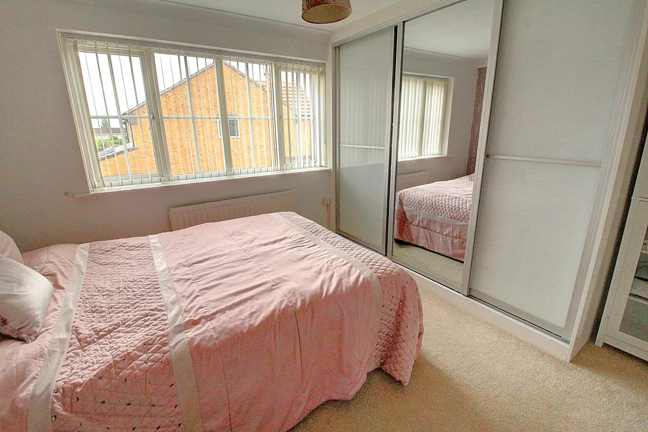 Skelwith Rise, Nuneaton, CV11, photo 9