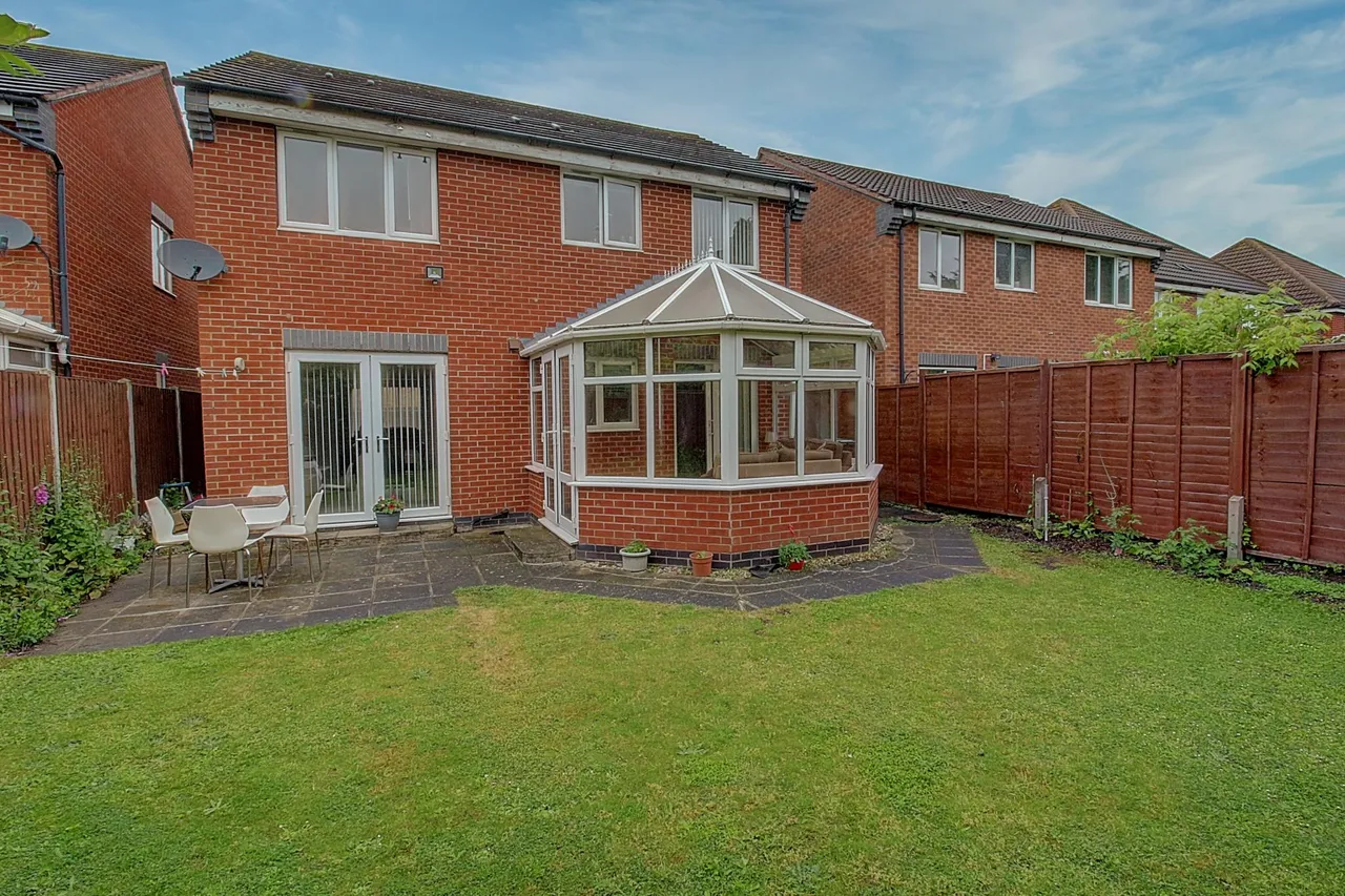Skelwith Rise, Nuneaton, CV11, photo 18