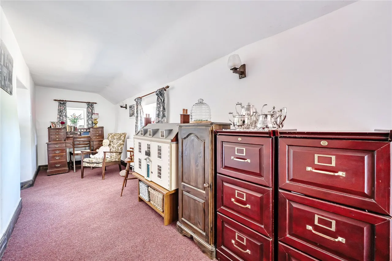 Ringwood Road, Three Legged Cross, Wimborne, Dorset, BH21 6QY, photo 11