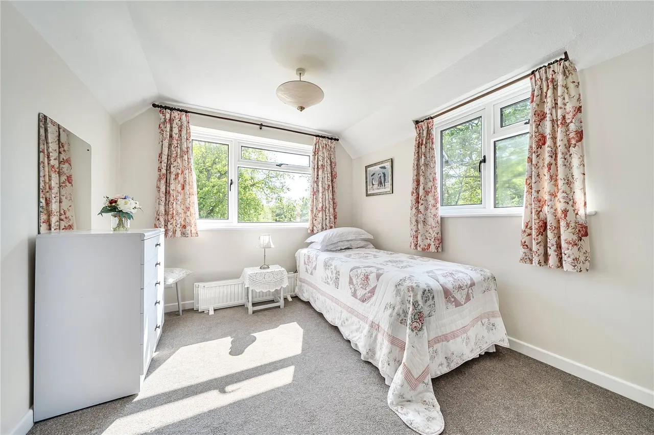 Ringwood Road, Three Legged Cross, Wimborne, Dorset, BH21 6QY, photo 12