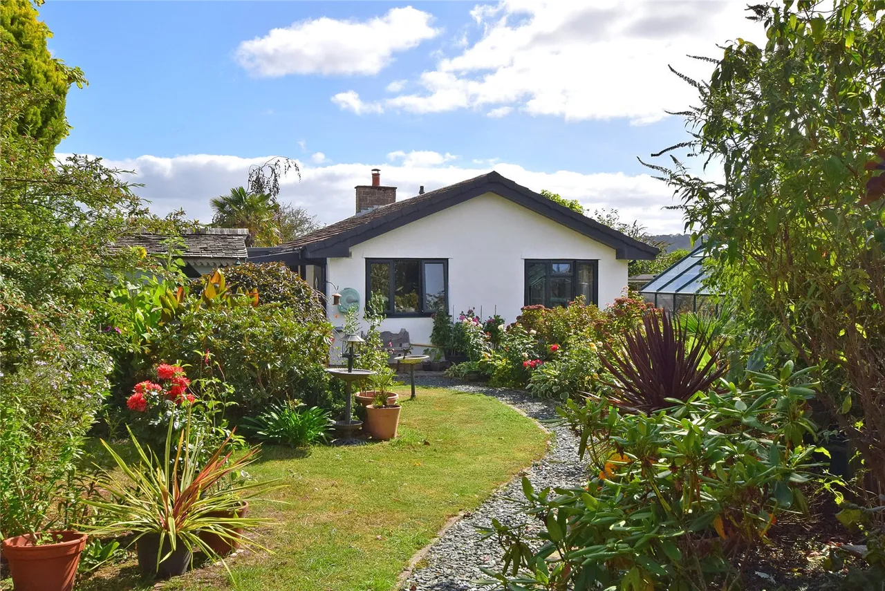 Springfields, Colyford, Colyton, Devon, EX24 6RD, photo 12