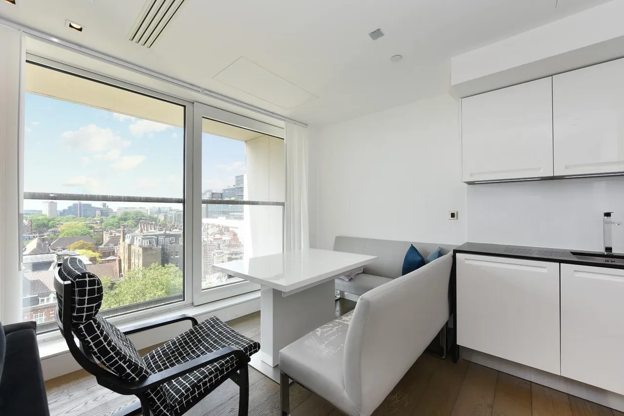 Wolfe House, Kensington, W14, photo 13