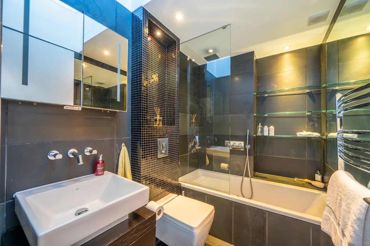10 Kildare Court, 11-15 Kildare Terrace, London, photo 4