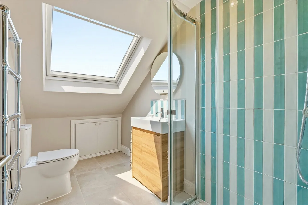 Eccles Road, London, SW11, photo 5
