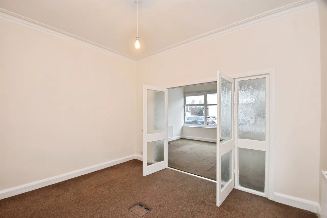 King Edwards Drive, Harrogate, photo 12