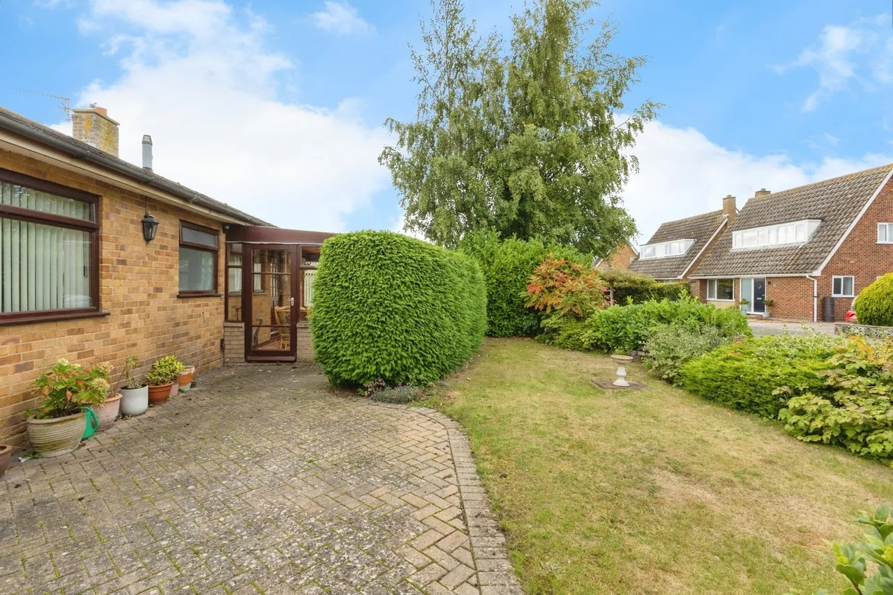 St. Leonards Close, Wymondham, Norfolk, NR18, photo 12