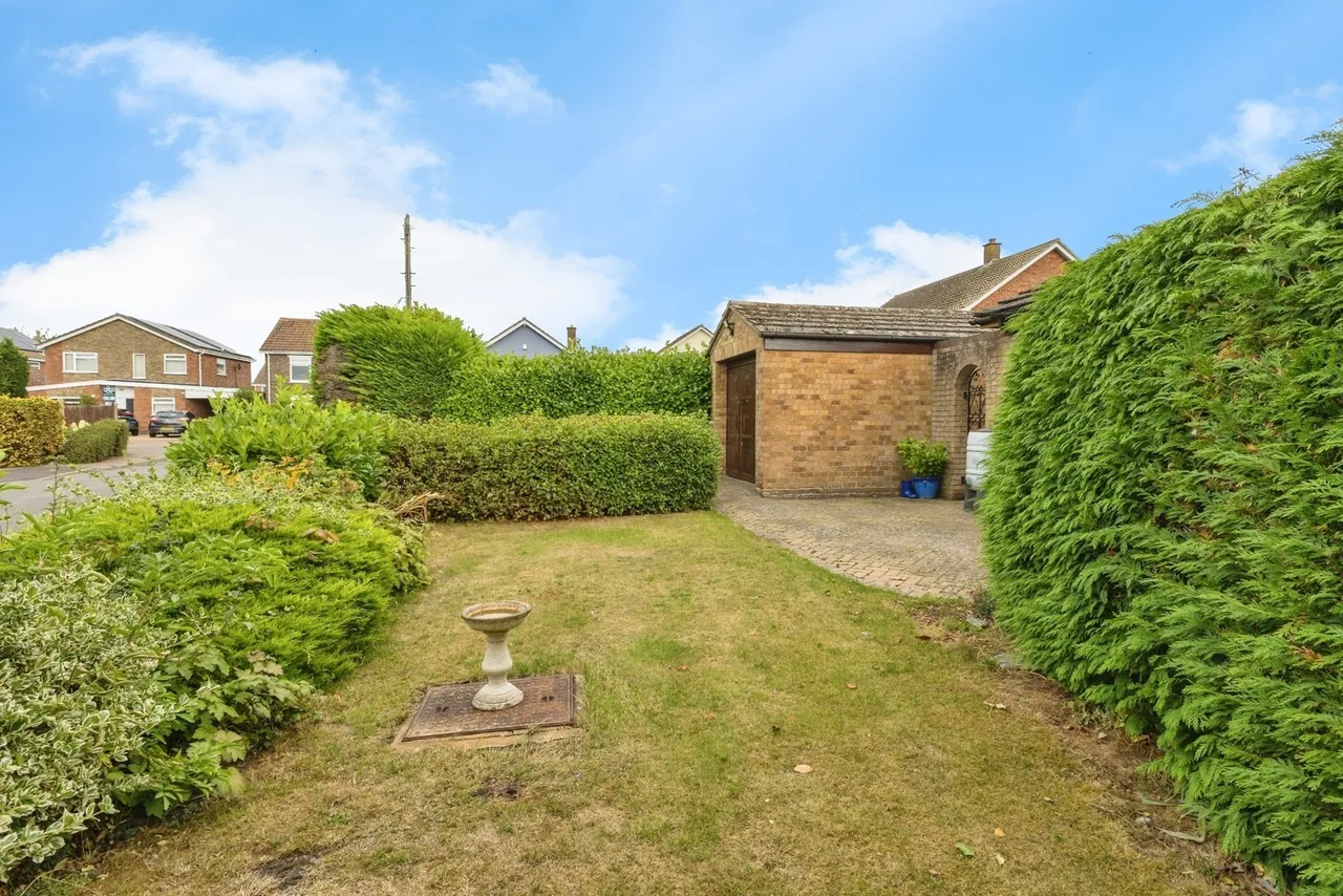 St. Leonards Close, Wymondham, Norfolk, NR18, photo 7