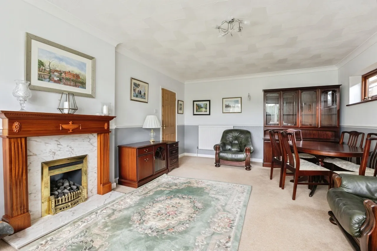 St. Leonards Close, Wymondham, Norfolk, NR18, photo 3