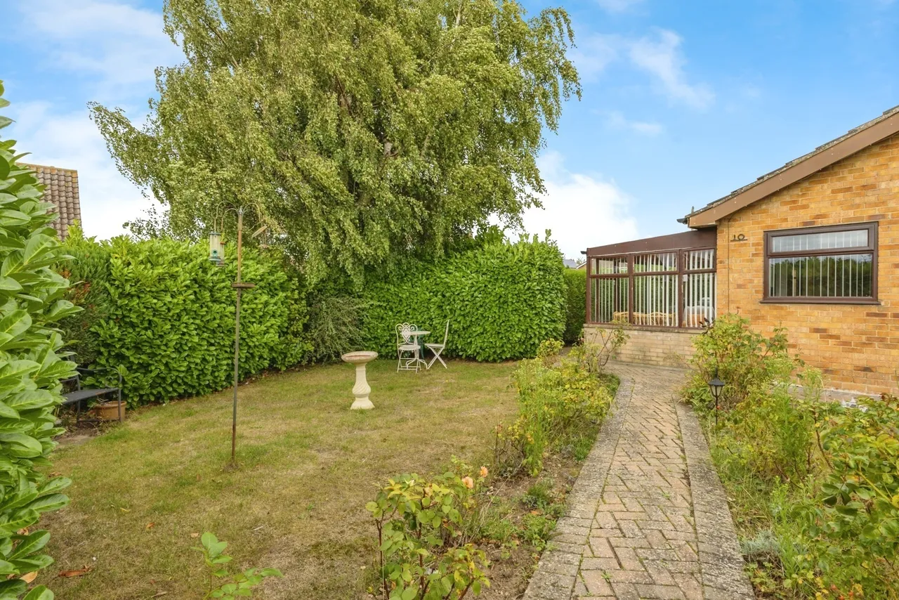 St. Leonards Close, Wymondham, Norfolk, NR18, photo 8