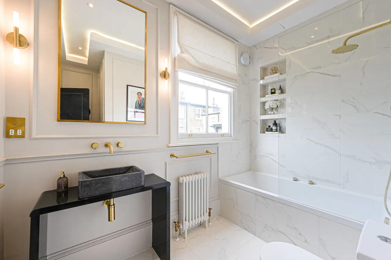 Flat E, 25-26 Tadema Road, London, photo 5
