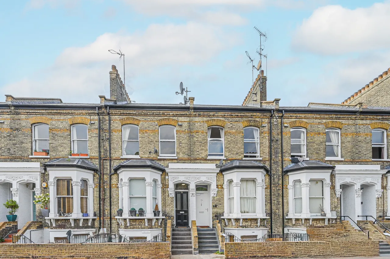 Flat E, 25-26 Tadema Road, London, photo 10