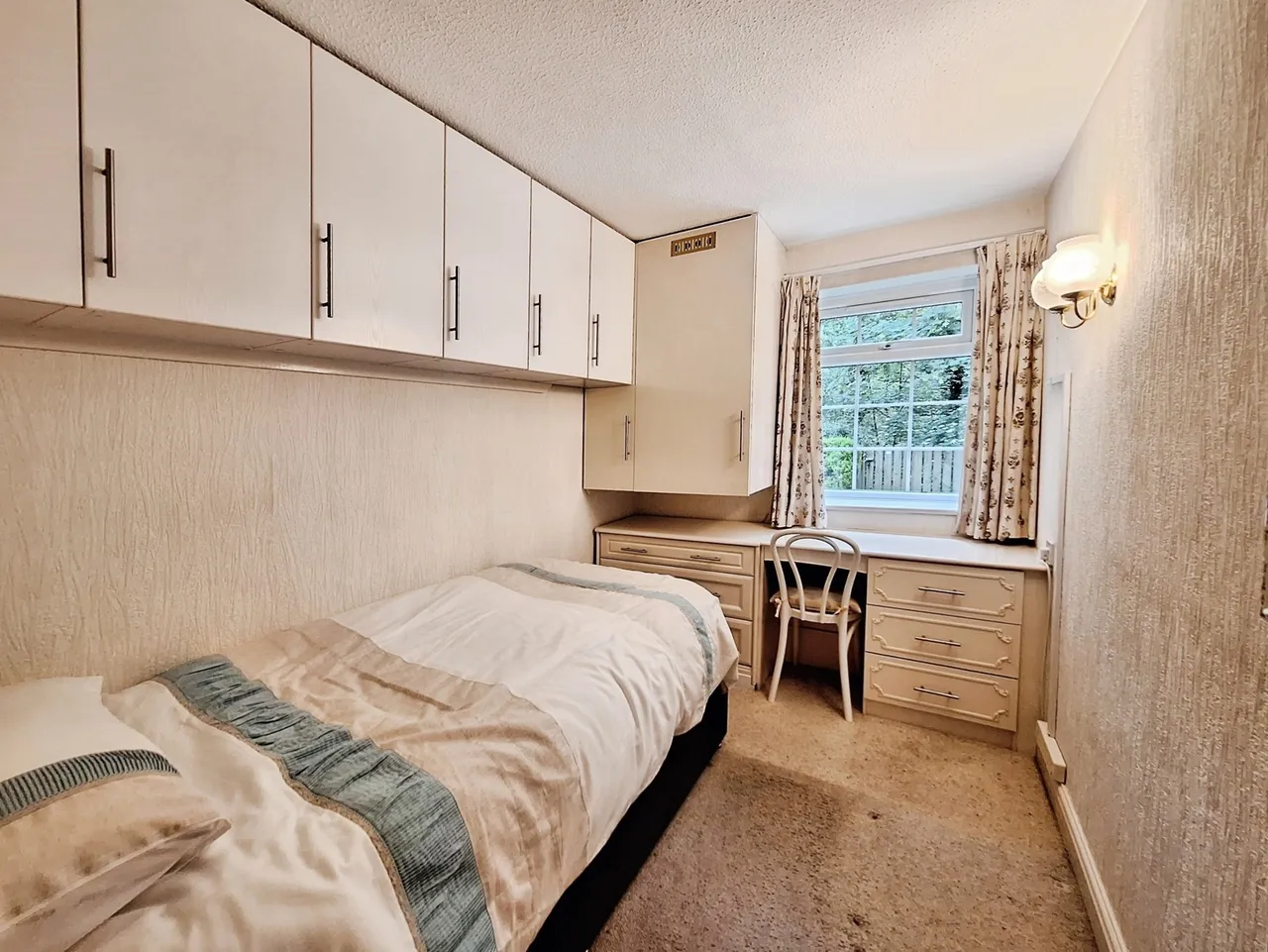 Stockport Road, Marple, SK6, photo 10