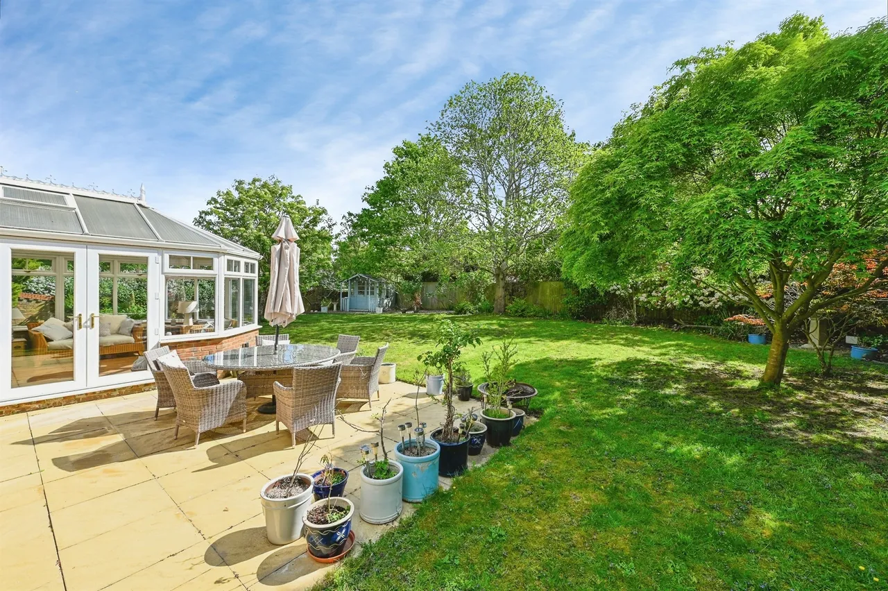 Hunters Rise, West Winch, PE33, photo 21