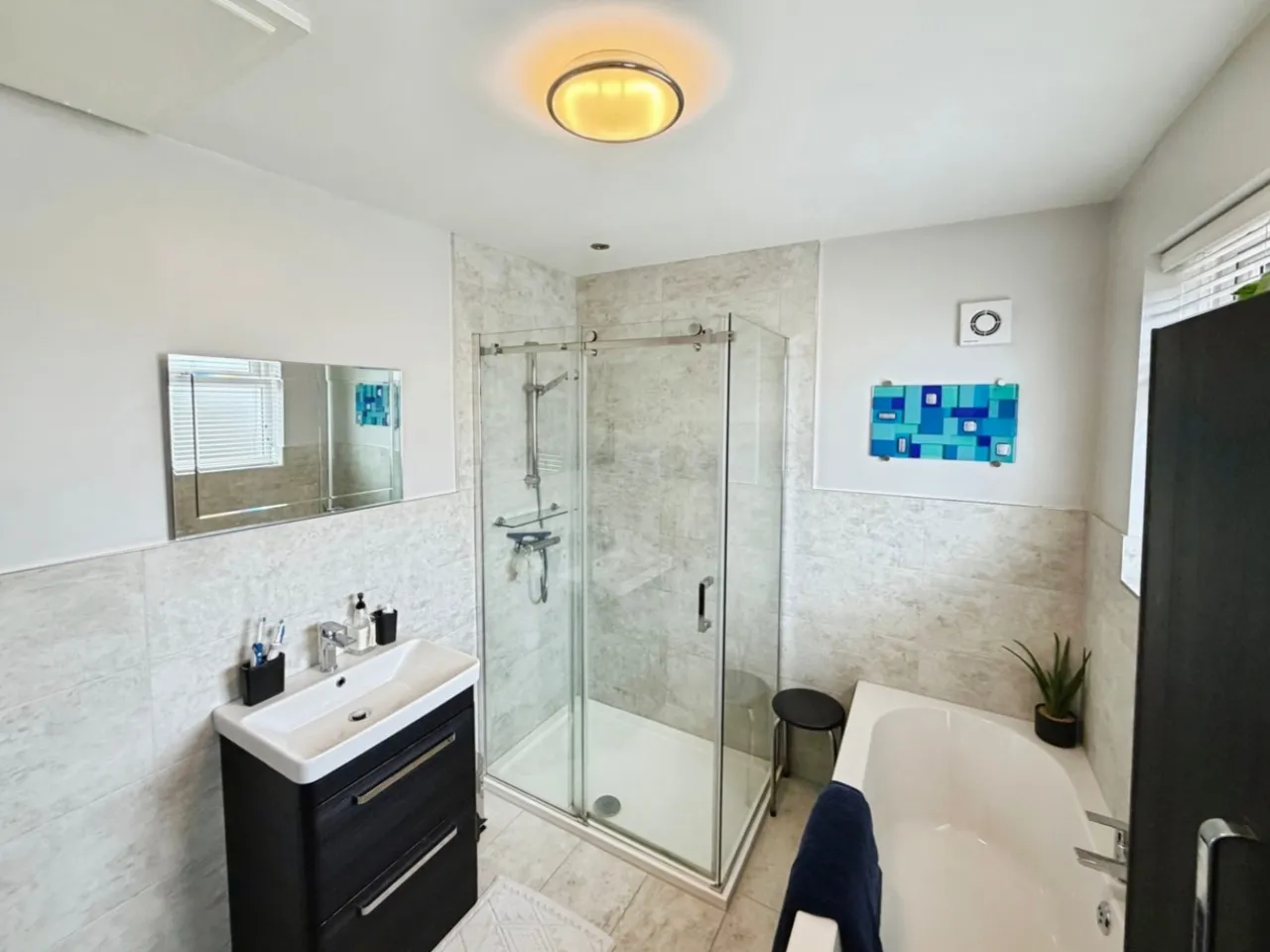 Clydesdale, Whitby, CH65, photo 22