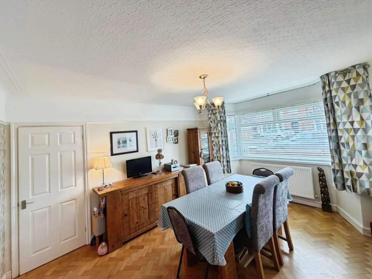 Clydesdale, Whitby, CH65, photo 6