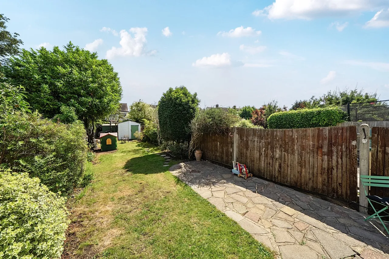 Milborough Crescent, SE12, photo 4