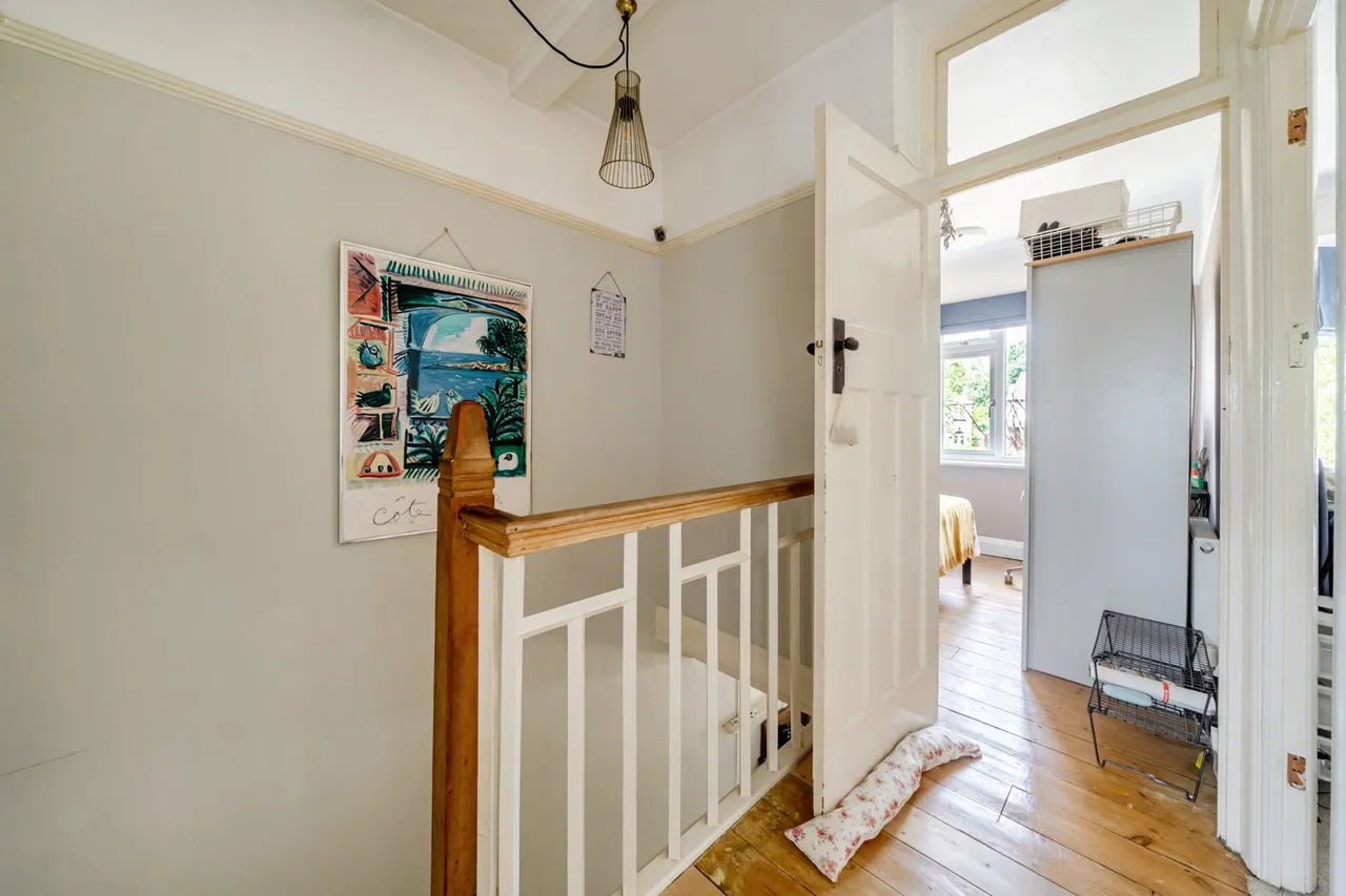 Milborough Crescent, SE12, photo 10