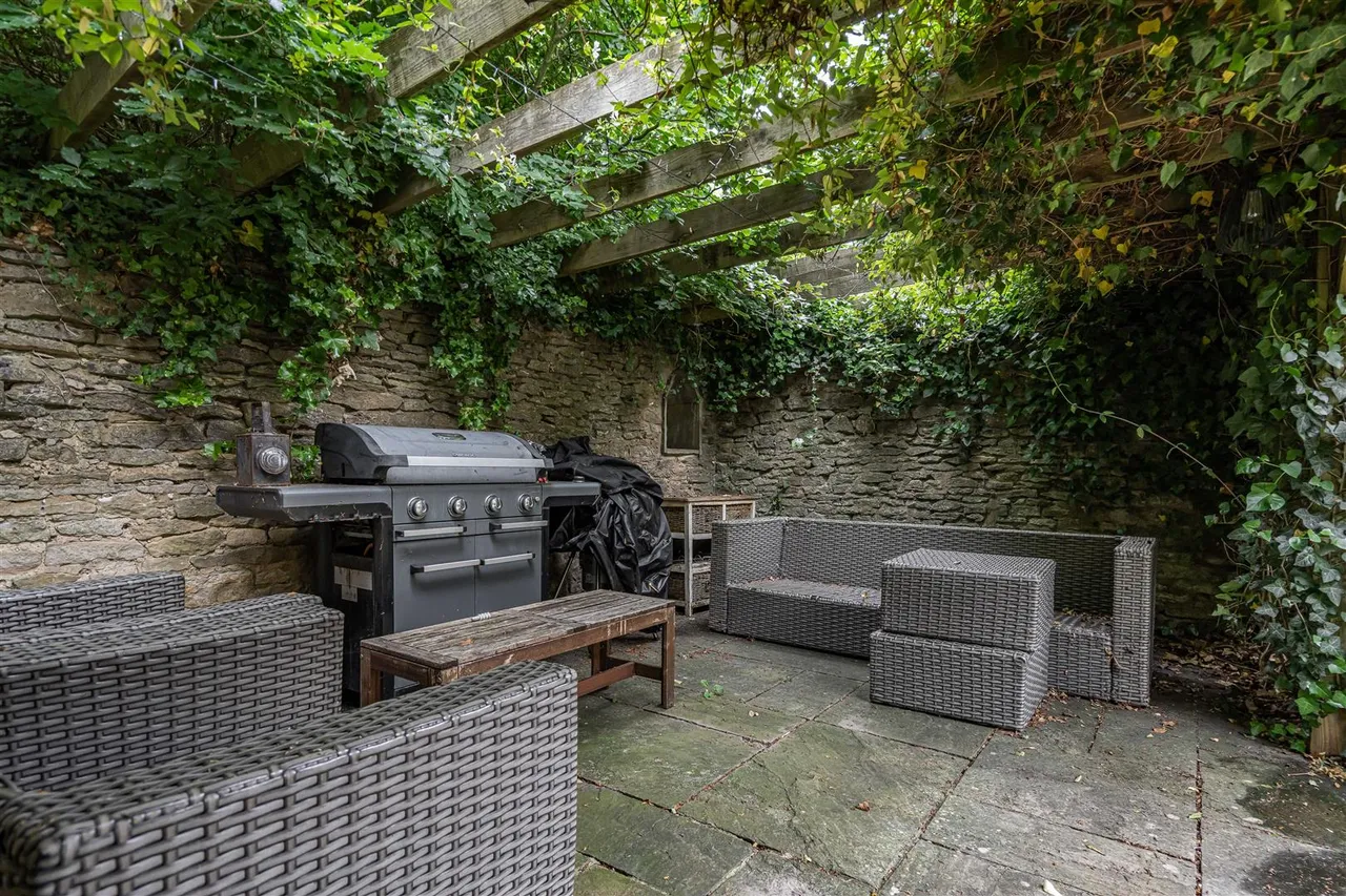 Alchester Road, Chesterton, photo 6