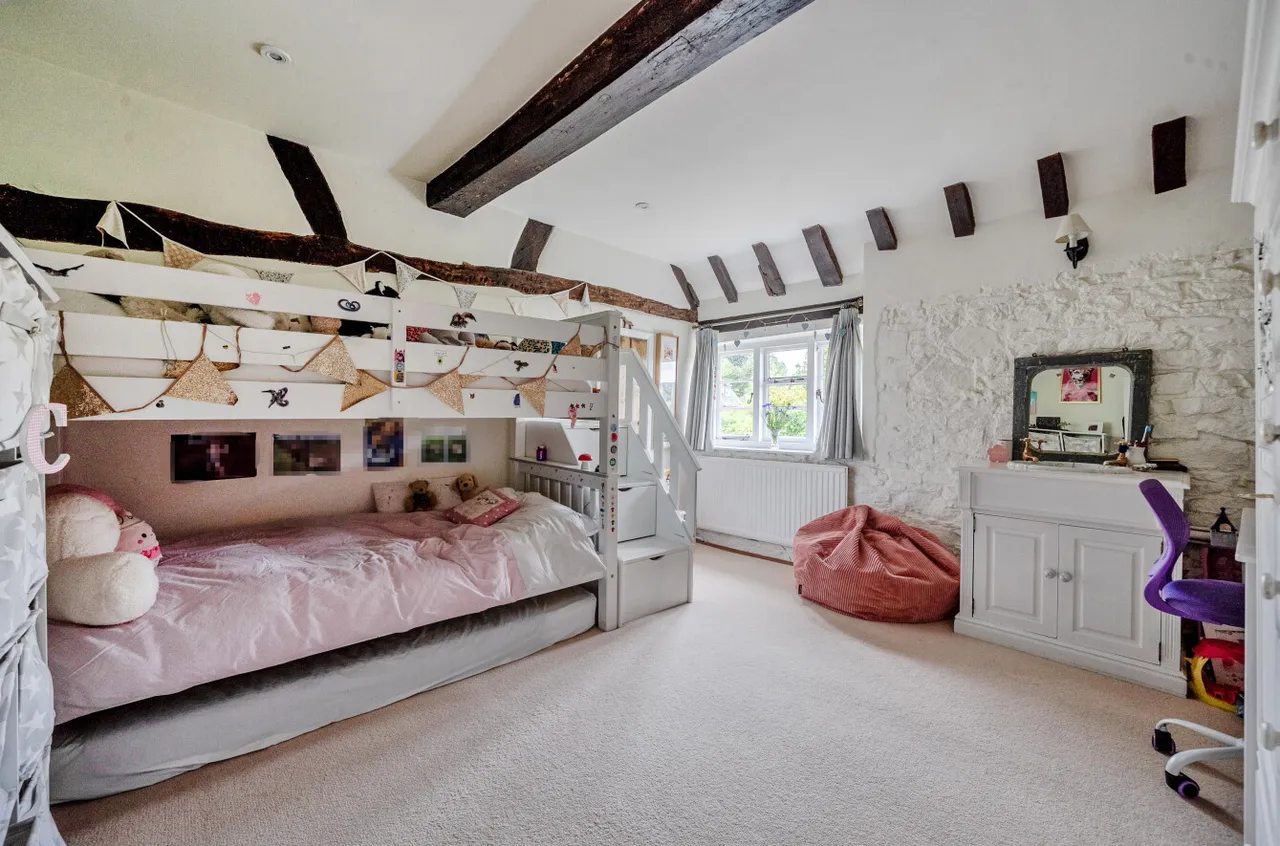 The Street, Thursley, GU8, photo 21