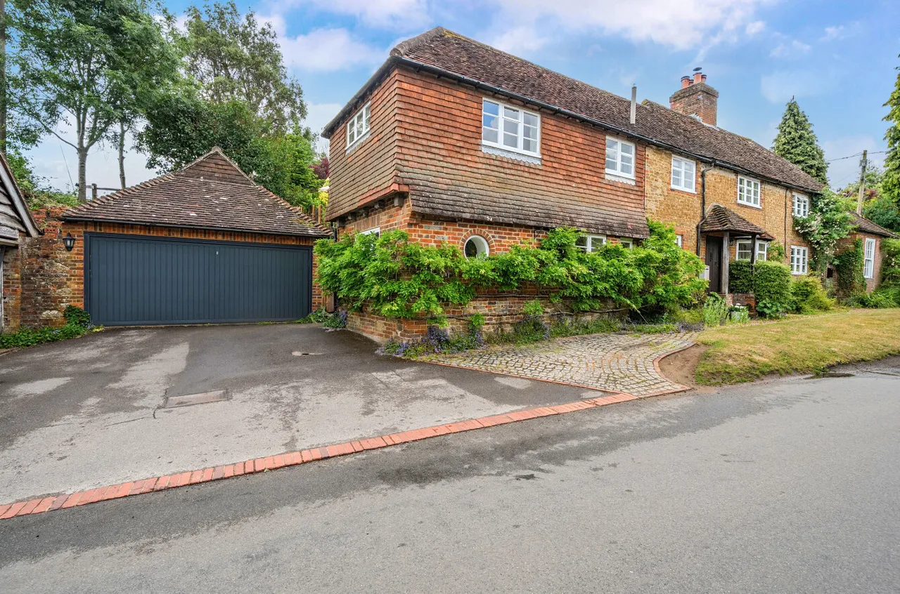 The Street, Thursley, GU8, photo 38
