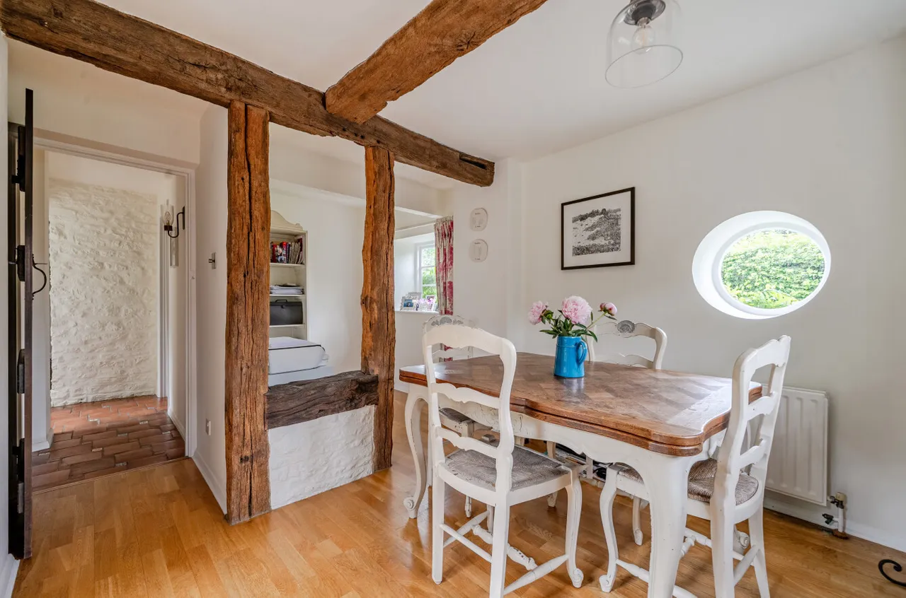 The Street, Thursley, GU8, photo 5