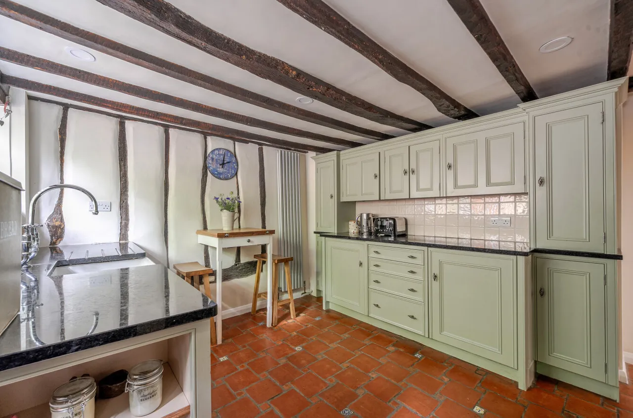 The Street, Thursley, GU8, photo 13