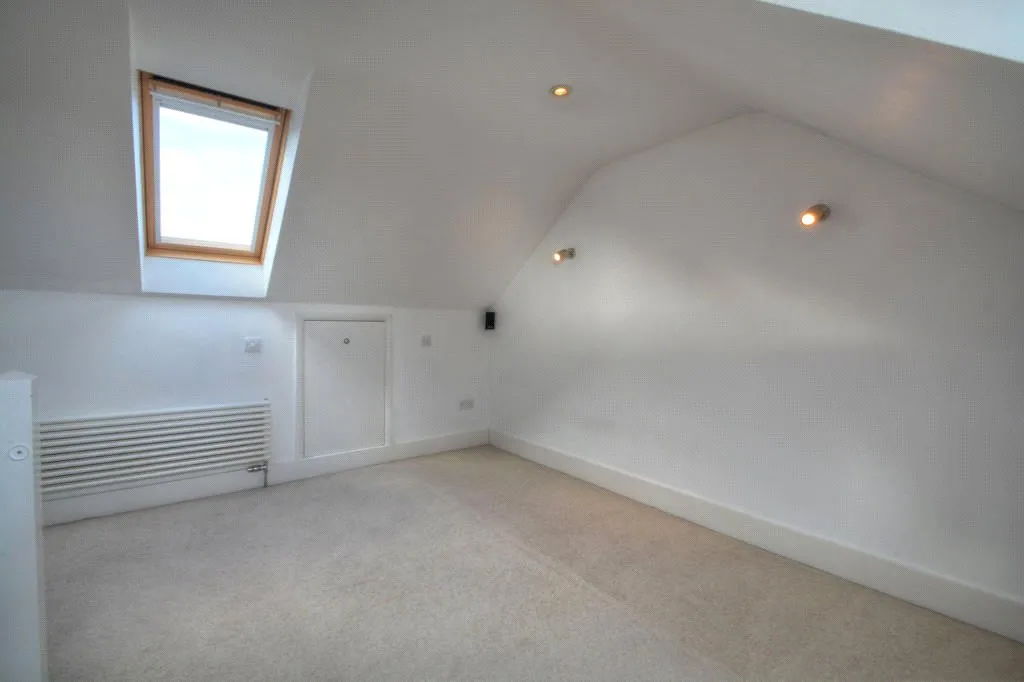 Rushes Road, Petersfield, GU32, photo 12