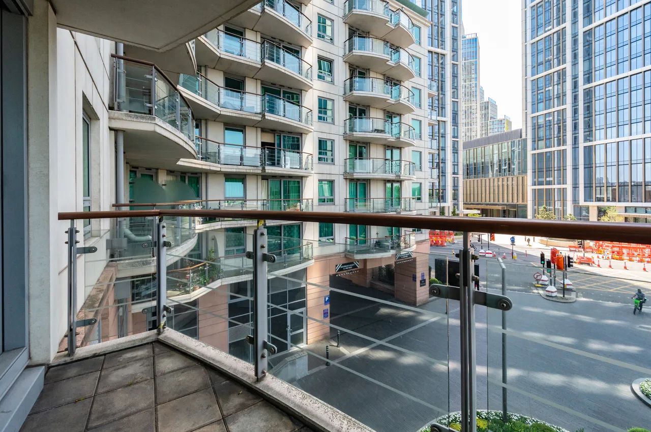 London, SW8, photo 10