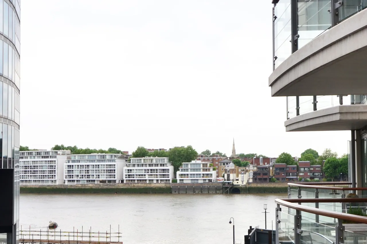 London, SW8, photo 18