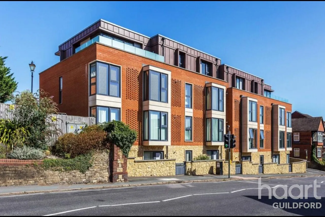 Denzil Road, Guildford, GU2, photo 2