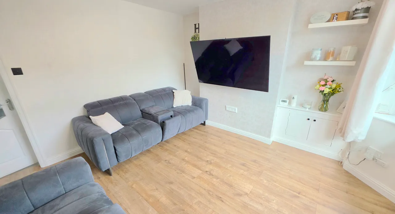 St. Georges Road, Droylsden, M43, photo 5