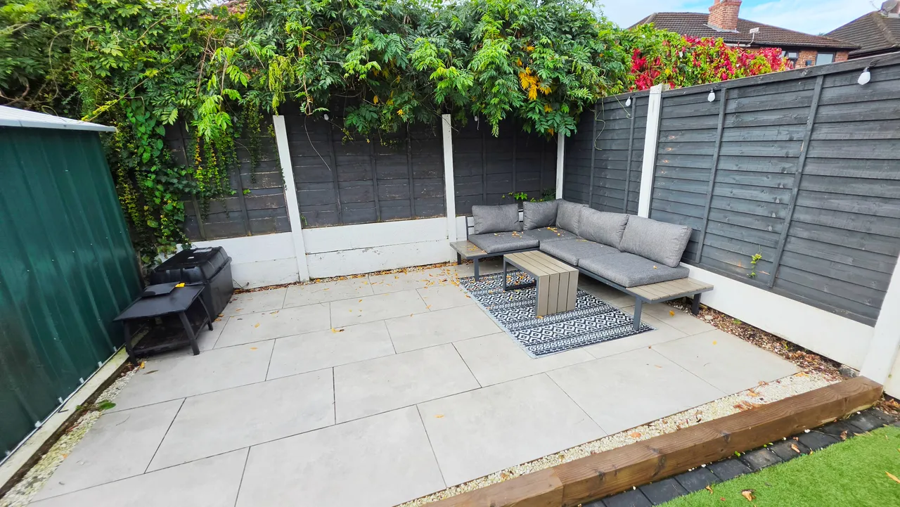 St. Georges Road, Droylsden, M43, photo 18