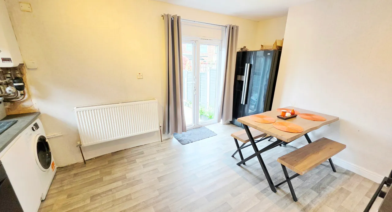 St. Georges Road, Droylsden, M43, photo 8