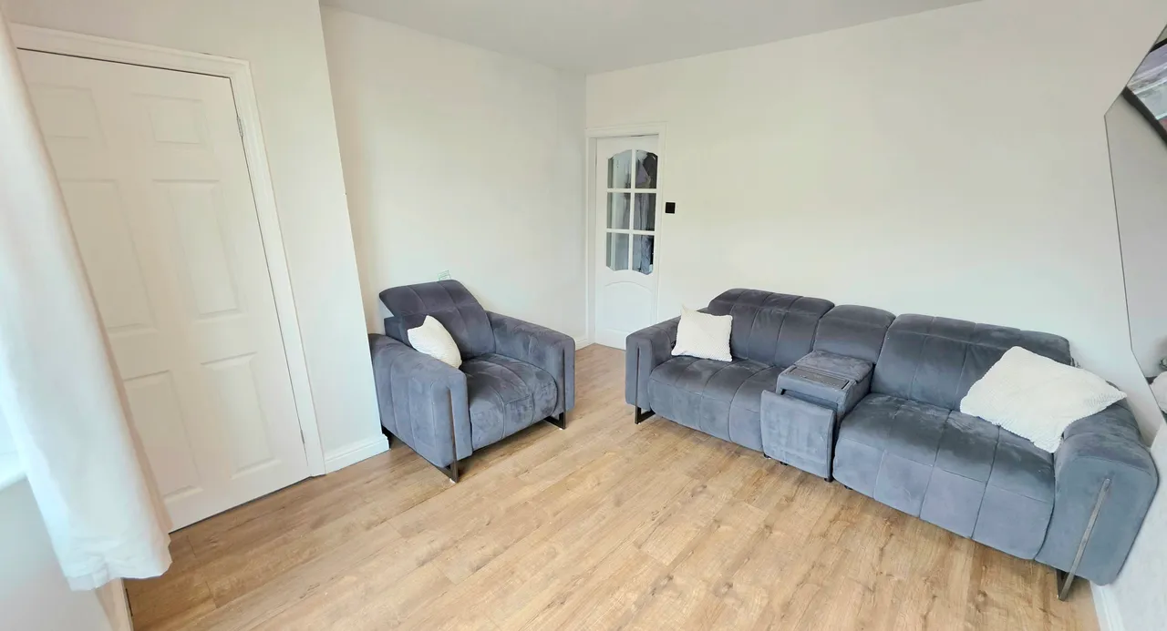 St. Georges Road, Droylsden, M43, photo 7