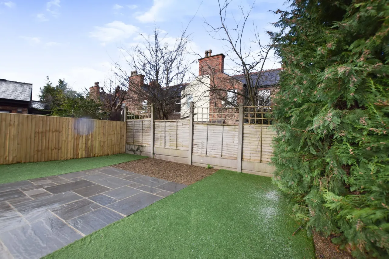 Barrington Road, Altrincham, WA14, photo 6