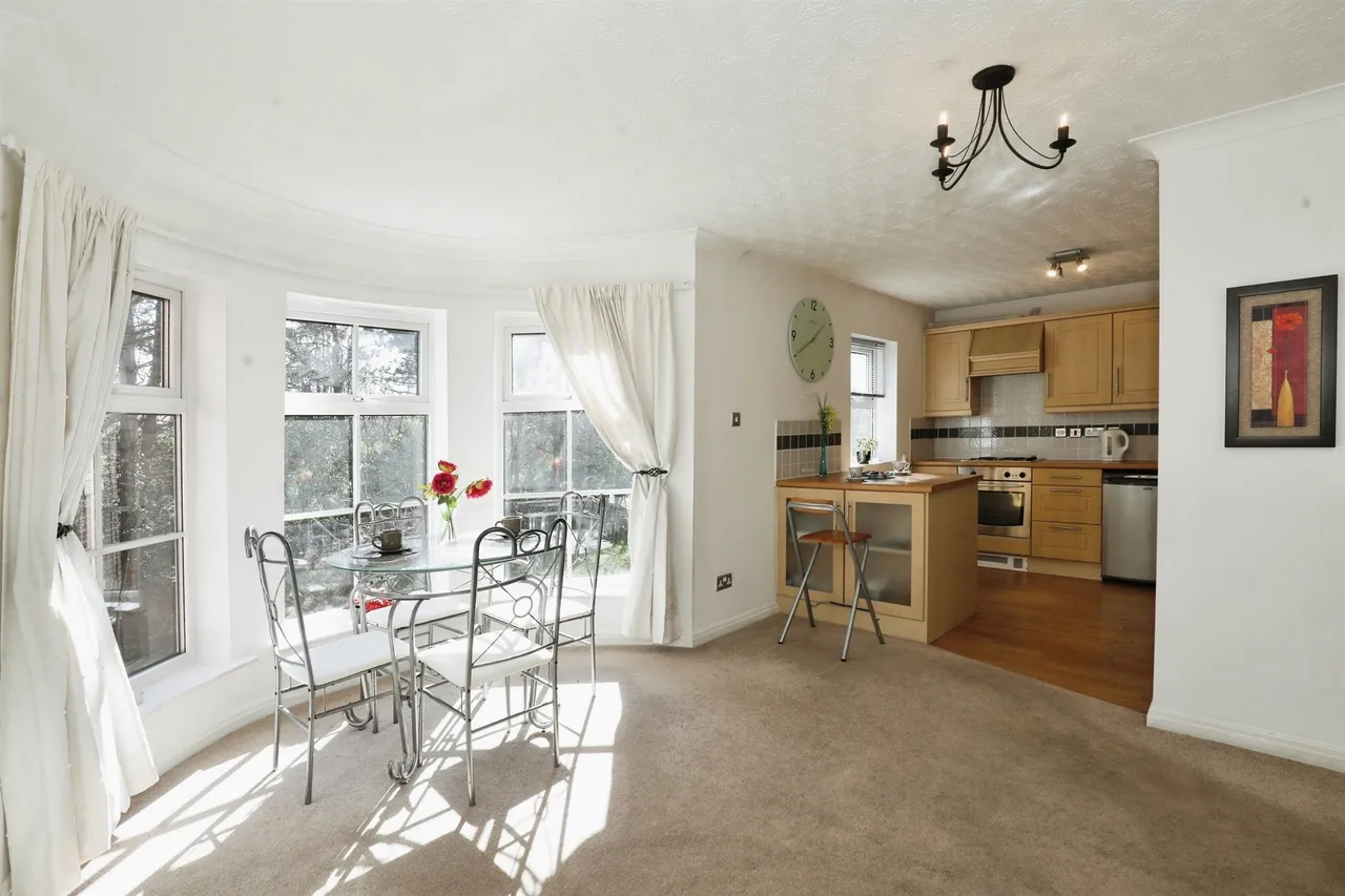 Blakemere Drive, Northwich, CW9, photo 8