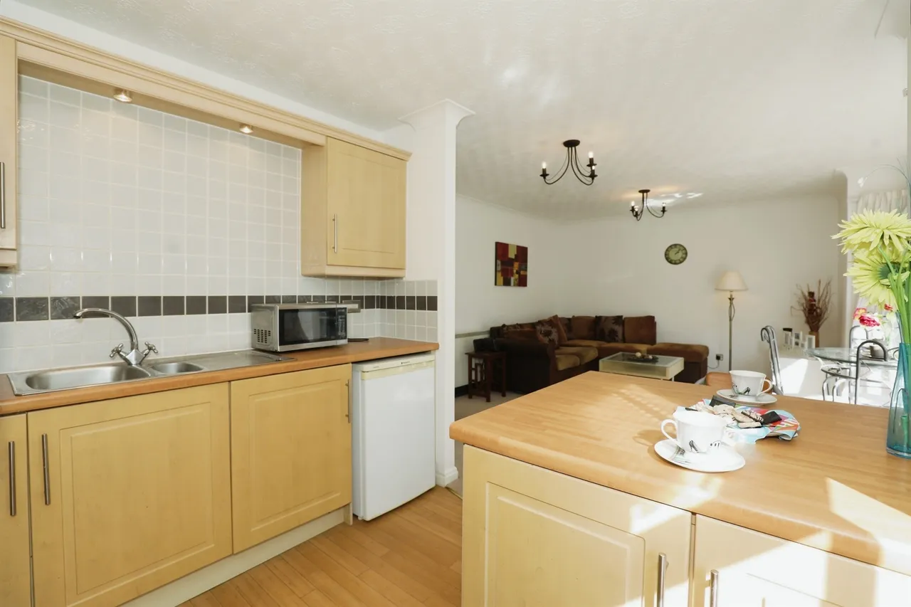 Blakemere Drive, Northwich, CW9, photo 4