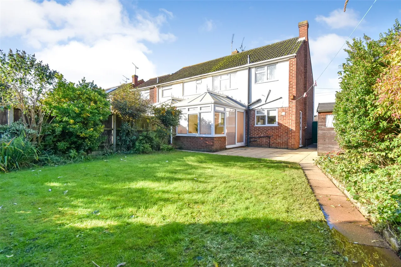 Meadow Way, Aldershot, Hampshire, GU12 4UU, photo 4