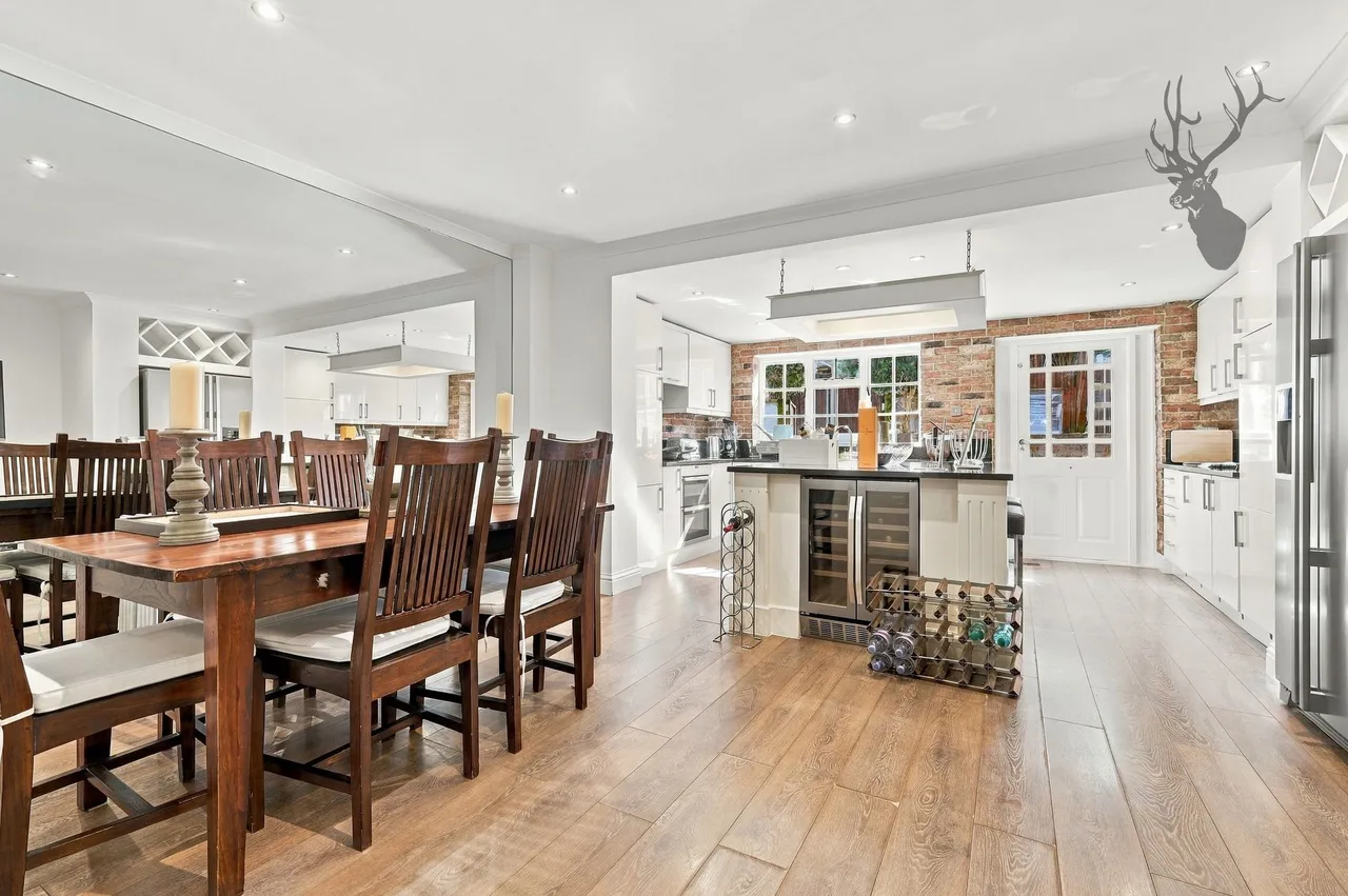 Buckhurst Hill, IG9, photo 4